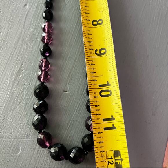 Black & Purple Beaded Necklace - Picture 7 of 7